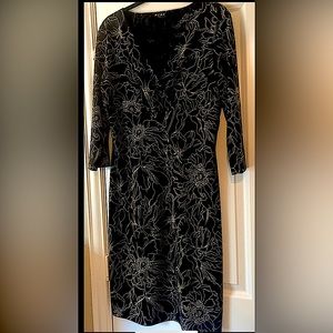 BCBG BLACK FLORAL DRESS